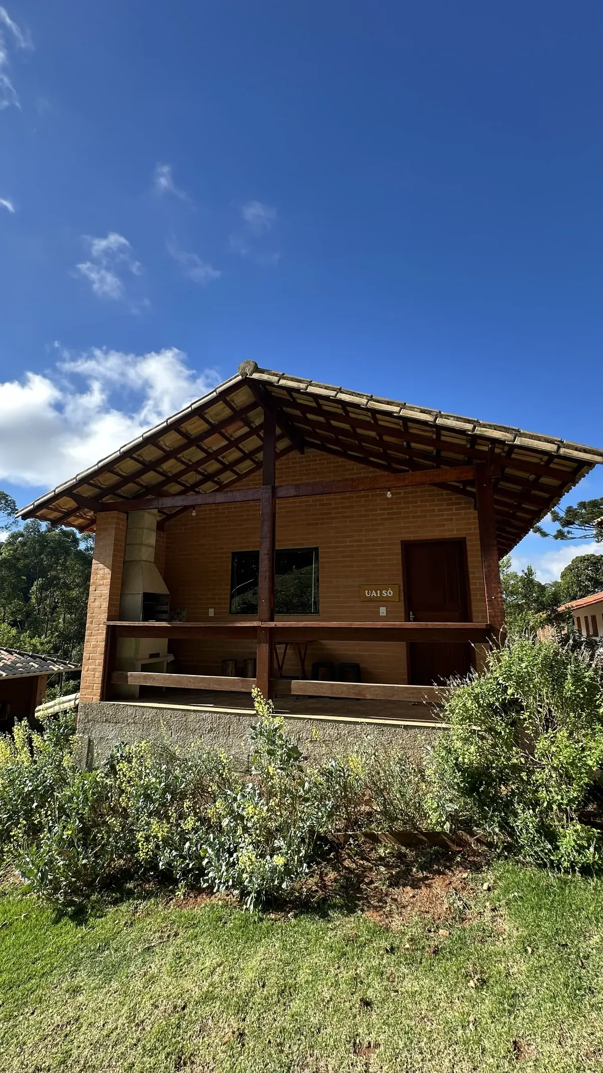 Fachada do Chalé Uai Sô